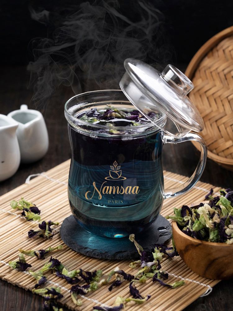 Tasse à thé en verre avec filtre et couvercle intégré – Namsaa